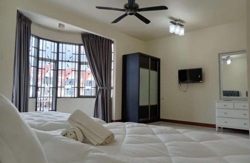Butterworth House | BUTTERWORTH RAJA UDA RAYA HOMESTAY
