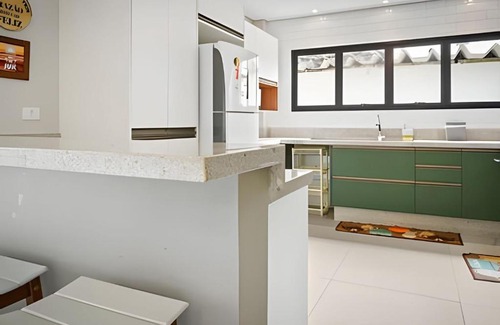 Guarutuba House | bwelcome - pé na areia com piscina GH