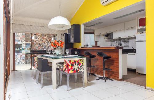 Praia Rasa House | Bz65 Casa a 150 metros da praia com 4 suítes