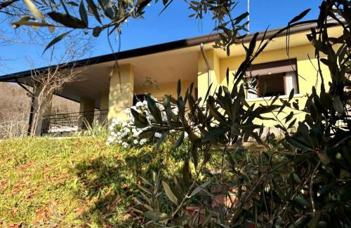 Caneva House | CÀ DEGLI OLIVI - Villino tra gli Olivi nel Borgo