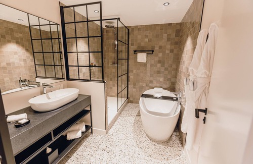 Beaune City Centre Hotel | Cèdre Beaune, A Beauvallon Hotel