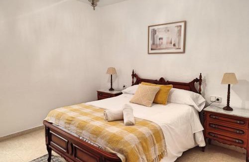 Huerta del Rey Vallellano Apartment | Céntrico Apartamento Jardines de Vallellano