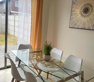 Talca Apartment | Cómoda Casa 4 DORMITORIOS 2 BAÑOS sector Oriente