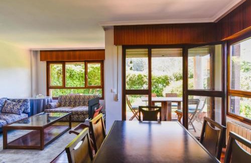 Miengo House | Cómodo y espacioso chalet con piscina comunitaria