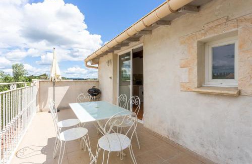 Beaucaire Apartment | Côté Oliviers 6P - Appt avec piscine partagée