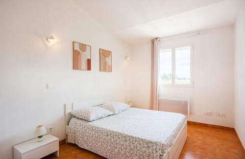 Beaucaire Apartment | Côté Oliviers 6P - Appt avec piscine partagée