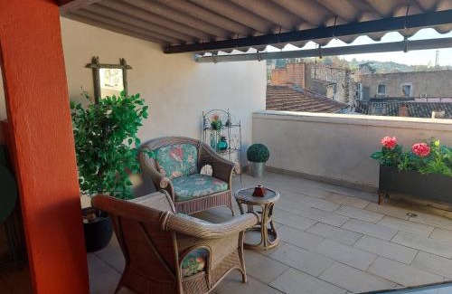 Apt Apartment | Côté Terrasse