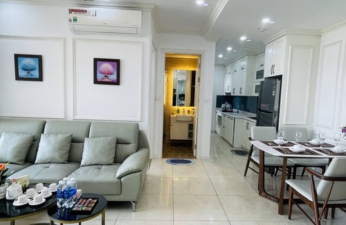 Trung Hoa Nhan Chinh Apartment | Căn hộ 2 phòng ngủ, 2 phòng tắm - Vinhomes D'Capitale