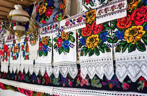 Borsa Ski Chalet | Căsuța lui Gogu