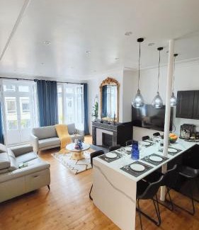 Victor Hugo District Apartment | Cœur Capitole 122m2- Clim - Parking - Ascenseur- Métro