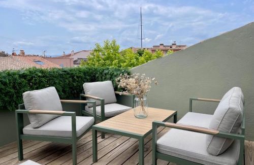 Saint-Tropez City Centre Apartment | Cœur de Saint-Tropez - 2 chambres - Terrasse - Parking