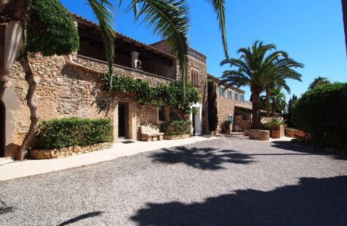 Felanitx Villa | C'an Talaieta Luxurious Farmhouse