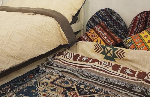 Causeway Bay Apartment | C’est la vie Warm House