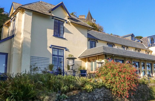 Lynton Cottage | C S Lewis Balcony