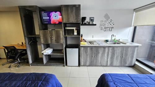 Ciudad Lopez Mateos Apartment | C3-S10 DOUBLE EXECUTIVE SUITE at ITESM CEM Tourists & Travelers Choice Foreign Students Families Companies Executives WELCOME! 10min Izcalli-15min Esmeralda-20min Sátelite-25min AIFA