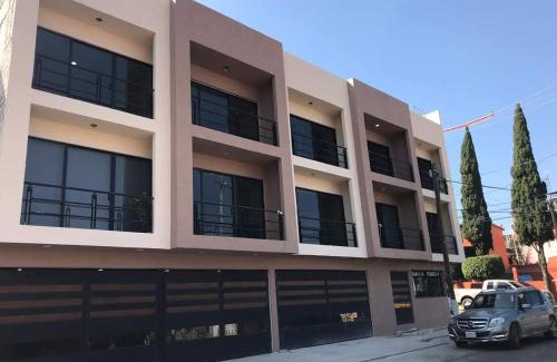 Ciudad Lopez Mateos Apartment | C3-S10 DOUBLE EXECUTIVE SUITE at ITESM CEM Tourists & Travelers Choice Foreign Students Families Companies Executives WELCOME! 10min Izcalli-15min Esmeralda-20min Sátelite-25min AIFA