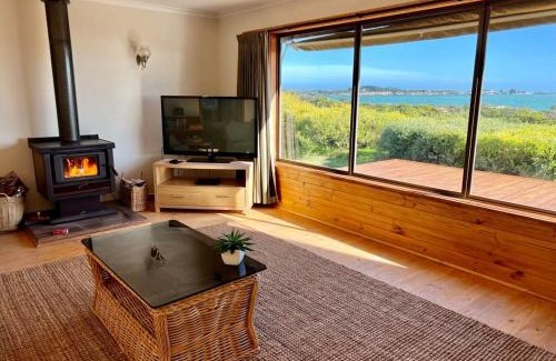 Waterhouse House | C4 Miles Beach Shack