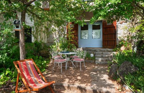 Macanet de Cabrenys House | Ca la Cèlia -Loft