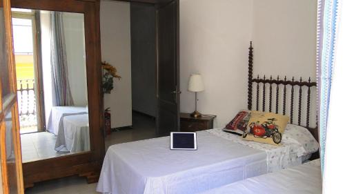 Castellfollit de la Roca Apartment | Ca La Roseta