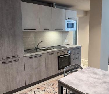 Montebelluna Apartment | Ca' Monte - Dimora Centrale con 3 camere da letto