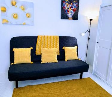 Morcote Apartment | Ca' Sistina Yellow