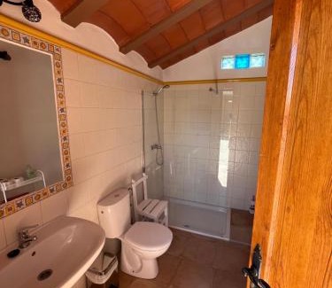 Baza House | Cabaña de la Vega