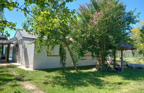 General San Martin Cabin | Cabaña el gato blanco