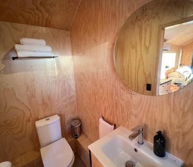 Chada Hotel | Cabaña en Santuario El Ajial - Paine - Tucu Cabins