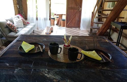 Katira House | Cabaña lago Río Celeste