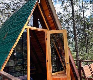 San Jose del Pacifico Ski Chalet | Cabaña privada en el bosque, cerca al rio Starlinkk