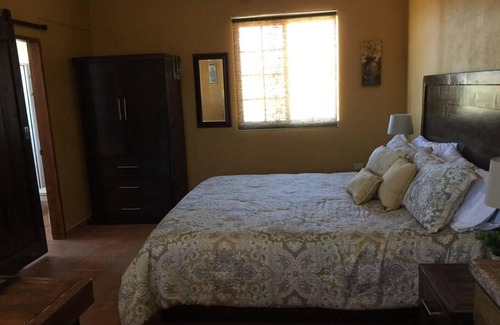 San Antonio de las Minas Villa | Cabaña privada y tranquila con Hermosa vista al Valle