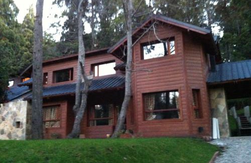 San Carlos de Bariloche Cabin | Cabañas Bosque del Nahuel