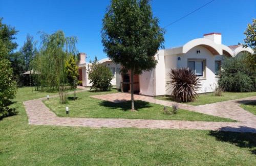 San Miguel del Monte House | Cabañas Elabu
