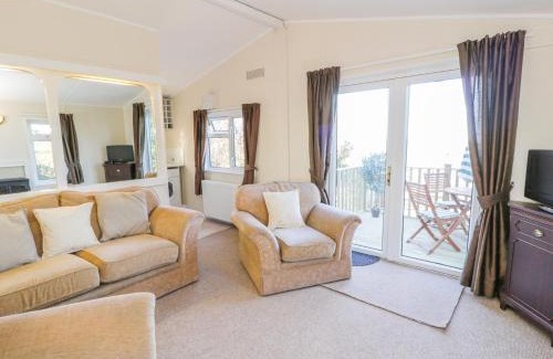 Cylch-Y-Garn House | Caban y Felin