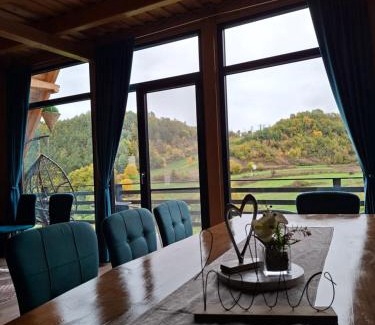 Calinesti Ski Chalet | Cabana 3 Stejari Maramureș