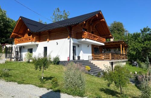 Borsa Villa | CABANA BELVEDERE