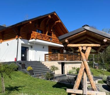 Borsa Villa | CABANA BELVEDERE
