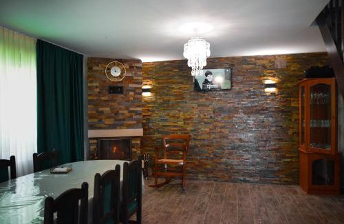 Giulesti House | Cabana Codrii Maramuresului