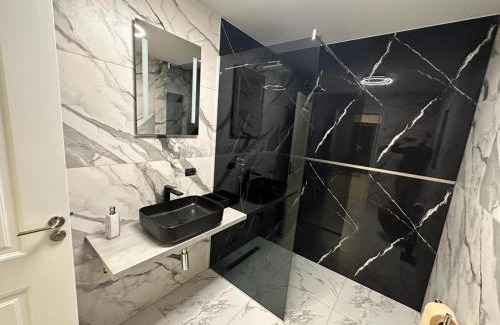 Borsa Cabin | Cabana din Deal