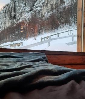 Buces House | Cabana Himalaya Lodge cu ciubăr din inima munților Apuseni- masivul Buces -Vulcan