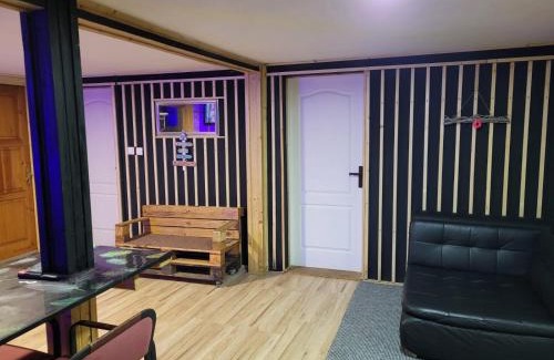 Vartop House | Cabana Rosie