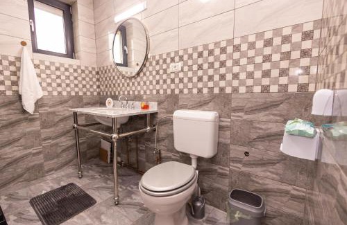 Albestii Paminteni House | Cabana Walter Curtea de Arges