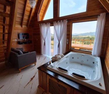 Bom Retiro Ski Chalet | Cabanas Céu e Mel - Cabana 01