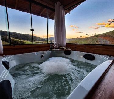 Bom Retiro House | Cabanas Céu e Mel - Cabana 02