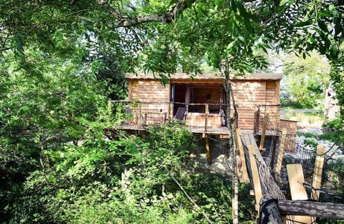 Pons Cabin | Cabane Celeste with private indoor whirlpool bath