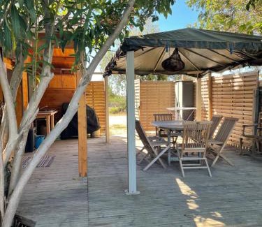 Saintes-Maries-de-la-Mer Ski Chalet | Cabanon au bord du petit Rhône