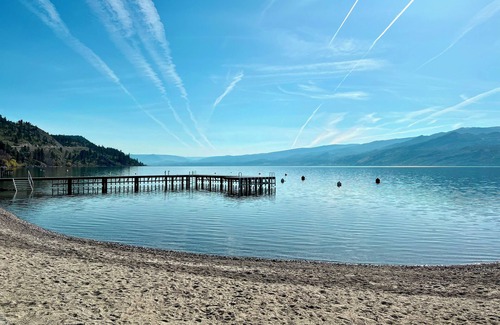 Central Okanagan Cabin | Cabin 11 at Peachland Beach Resort