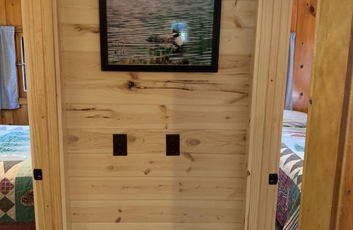 Deer River Cabin | CABIN #5 (Loon) Cozy and comfortable 2 bedroom cabin with nice view of the lake!