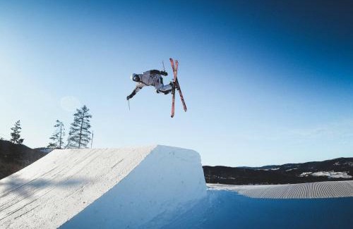Nes House | Cabin at ski resort, cross country, hot tub
