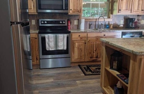 Jasper House | Cabin in the Woods @ J and J's